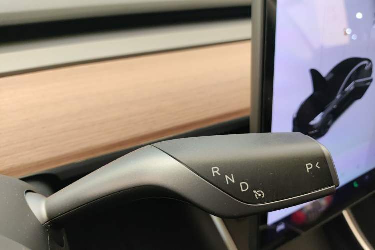 Used Tesla Model 3 2019 Long-Range Rear-Wheel-Drive Version
