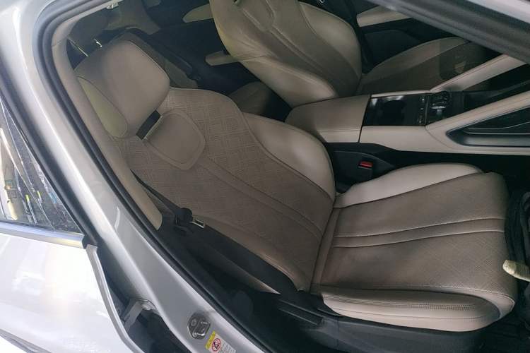 Used BYD Yuan UP 2024 401 km Active Version