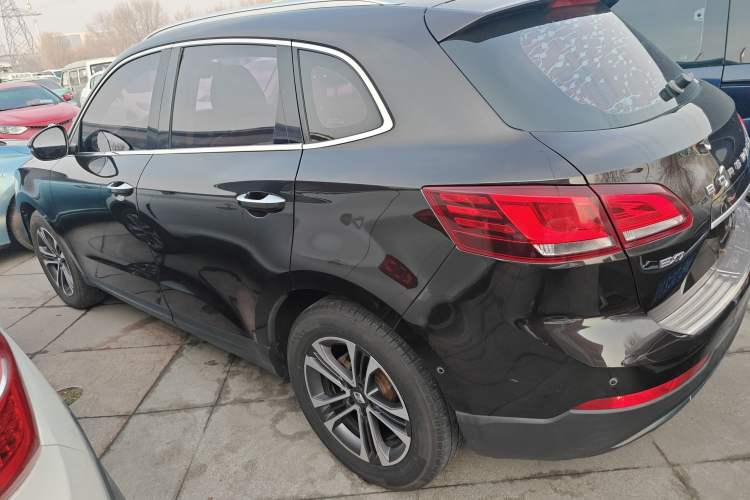 Used BORGWARD BX7 2016 28T Two-Wheel Drive Luxury Version 5 Seats
