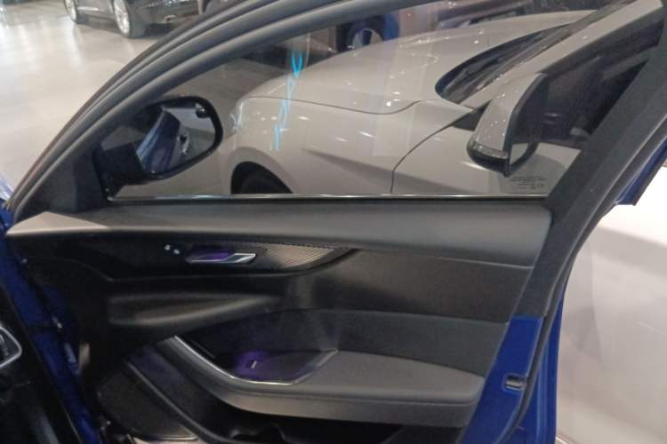 Used Jaguar XEL 2020 2.0T 200PS R-DYNAMIC Youth Sports Edition
