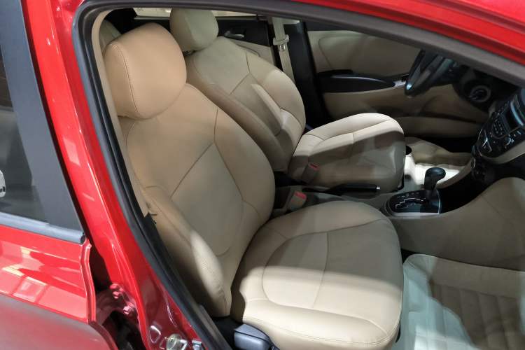 Used Hyundai Verna 2014 1.4L Automatic Smart GLS