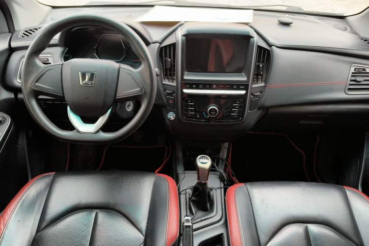 Used Luxgen U5 SUV 2017 1.6L Manual Knight Edition
