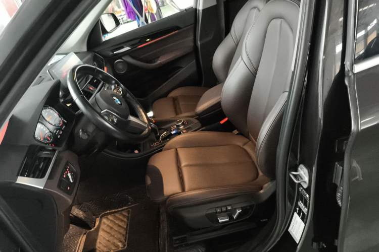 Used BMW X1 2022 sDrive25Li Leading Model
