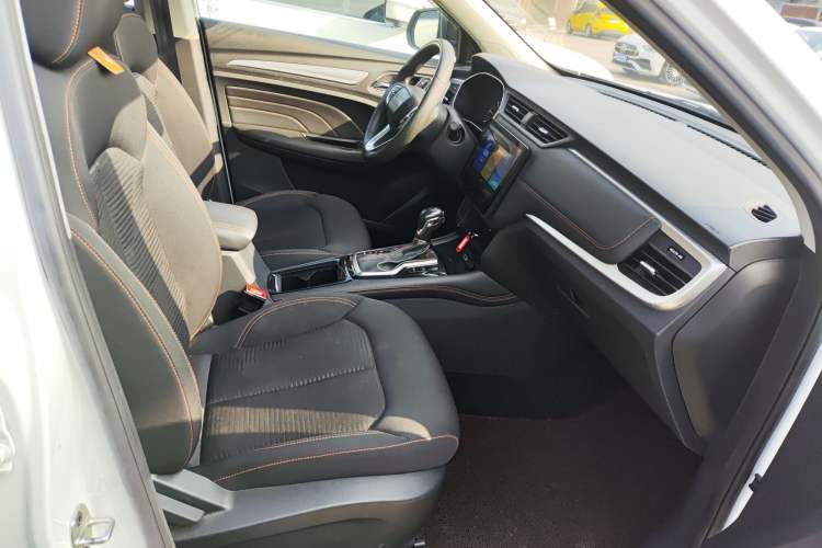 Used Roewe RX3 2021 PRO 1.6L CVT Elite Model
