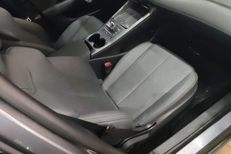 Used BYD Qin PLUS 2025 DM-i Smart Drive 55KM Leading Model