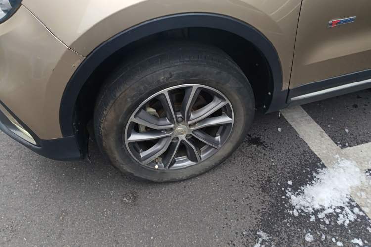 Used Geely Auto Emgrand X7 Sport 2018 1.8TD Automatic Two-Wheel Drive Zhiya Model