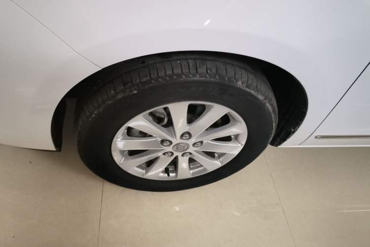 Used Buick GL8 2018 28T Luxury Model China VI Standard
