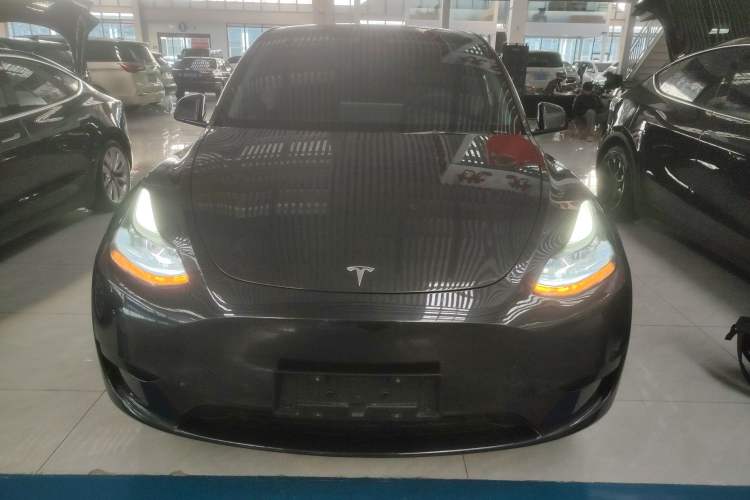 Used Tesla Model Y 2024 Rear-Wheel-Drive Version
