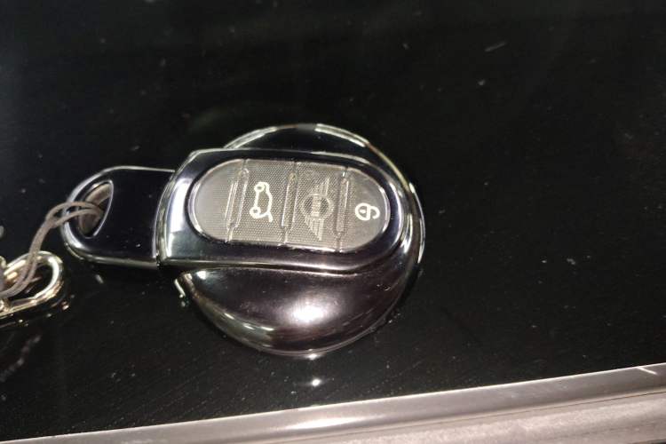 Used  MINI 2018 1.5T COOPER Artist
