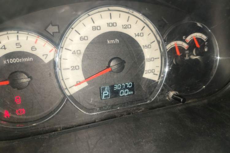 Used Wuling Hongguang 2014 1.5L S Automatic Luxury Model
