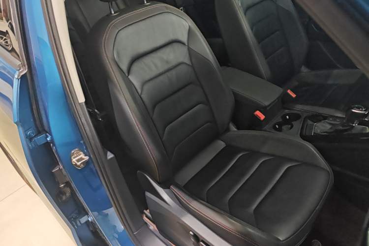 Used Volkswagen Tayron 2019 330TSI Two-Wheel Drive Luxury Model China VI Standard
