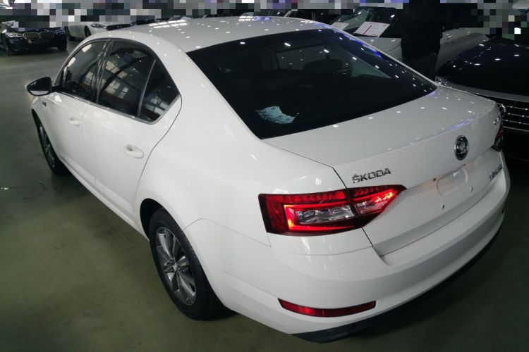 Used Skoda Octavia 2018 1.6L Automatic Comfort Edition