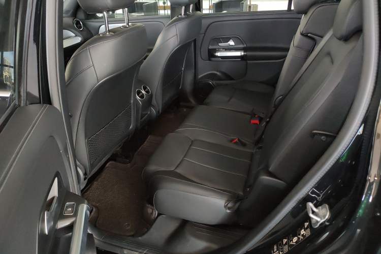 Used Mercedes-Benz GLB 2023 Refresh GLB 200 Fashion Edition
