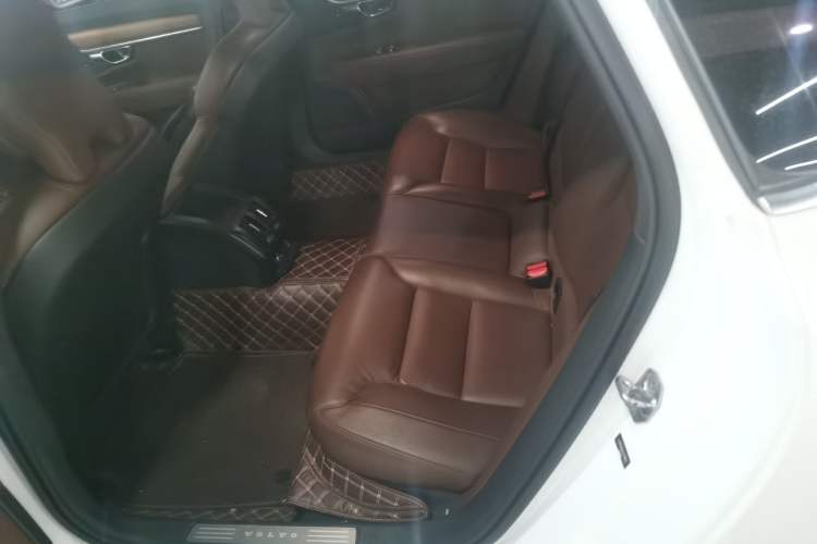 Used Volvo S90 2020 Facelifted T5 Zhiyi Luxury Edition