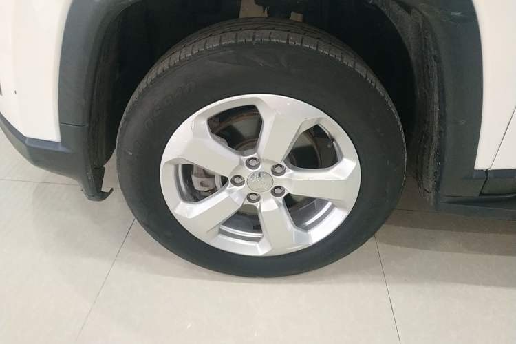 Used  Compass 2017 200T Automatic Family Edition
