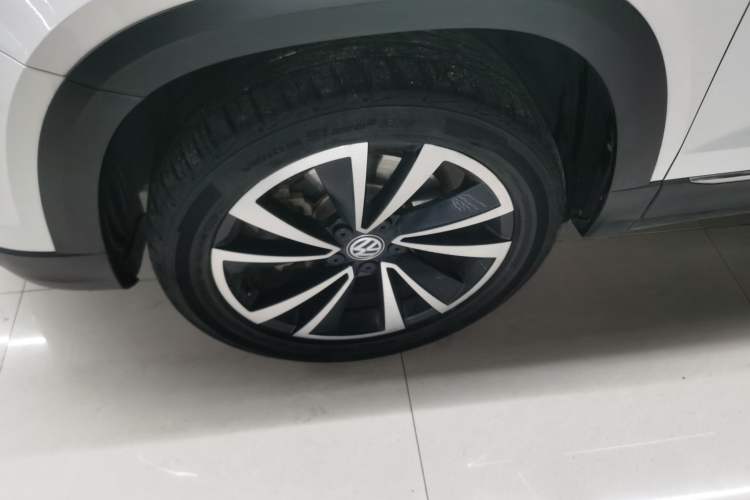 Used Volkswagen Tharu 2020 330TSI All-Wheel-Drive Luxury PLUS China VI Standard