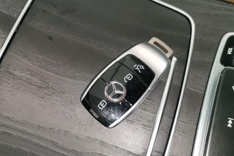 Used Mercedes-Benz E-Class 2020 Restyled E 300 L Sporty and Stylish Edition