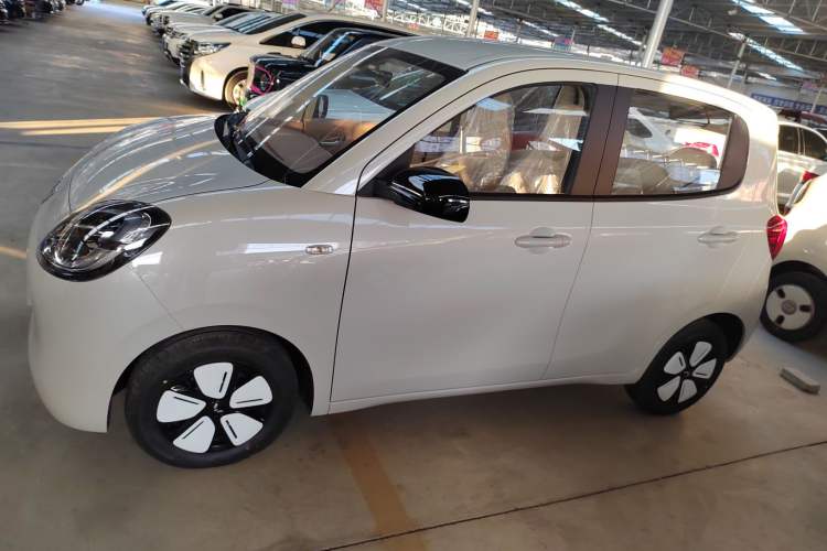 Used Wuling Hongguang MINIEV 2025 Four-Door Version Advanced Edition
