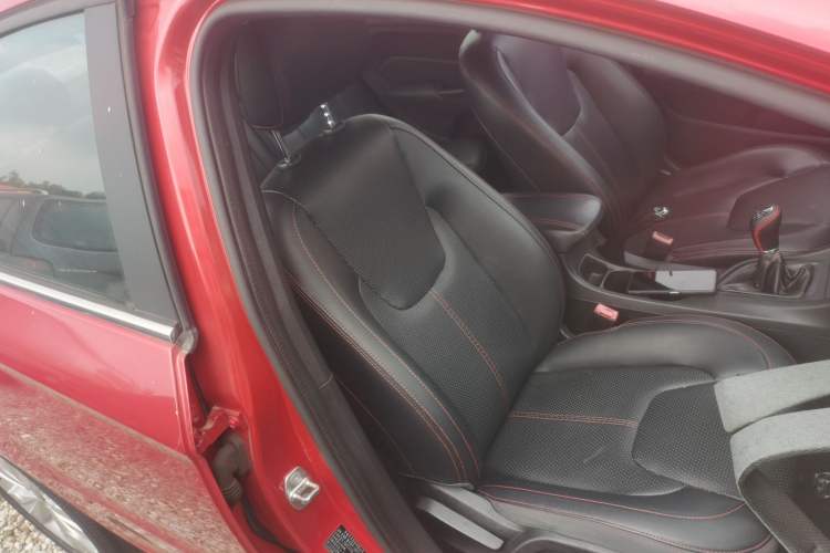 Used Chery Arrizo 5 2016 1.5L Manual Lingrui Edition
