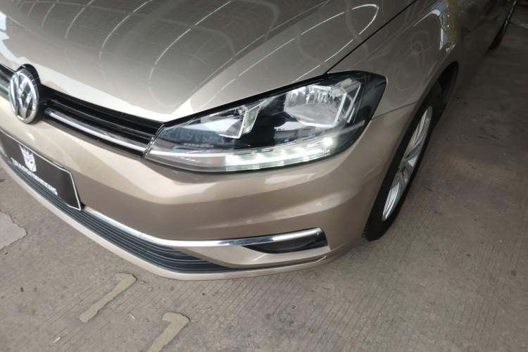 Used Volkswagen Golf 2018 230TSI Automatic Comfort Model
