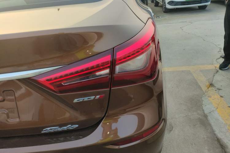 Used Changan Eado 2018 1.6L GDI Manual Fashion Edition