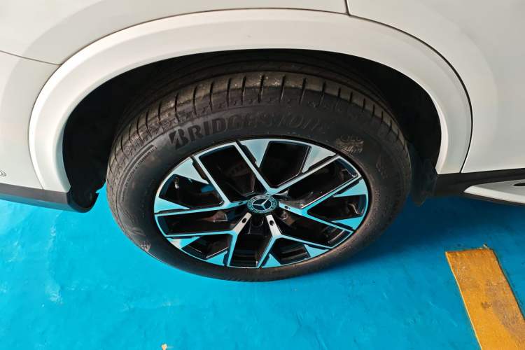 Used Mercedes-Benz GLC 2023 GLC 260 L 4MATIC Luxury 7-Seater
