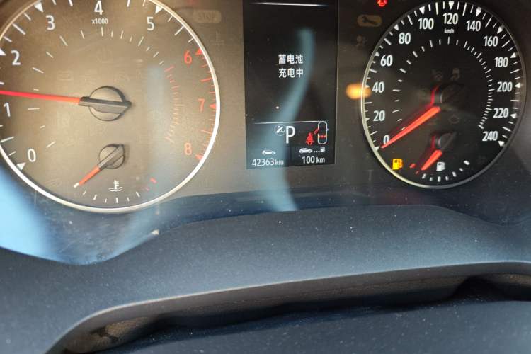 Used Renault Clio 2019 TCe270 Automatic Trendy Model
