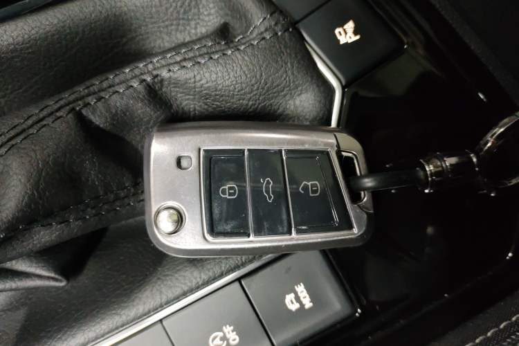 Used Volkswagen Tayron 2024 300TSI Two-Wheel-Drive Luxury Plus Advanced Version