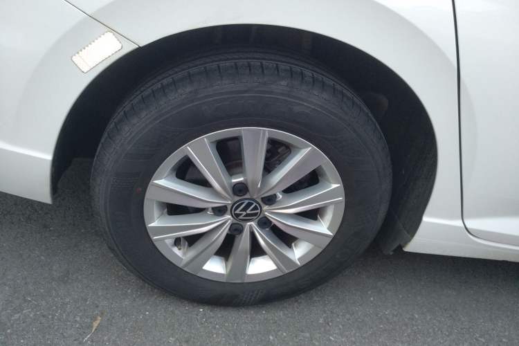 Used Volkswagen Lavida 2021 1.5L Automatic Fashion Edition
