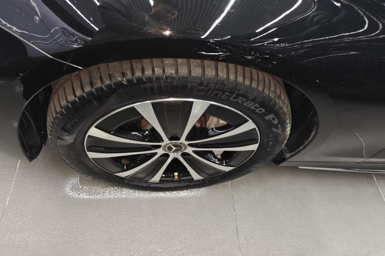 Used Mercedes-Benz E-Class New Energy 2023 E 350 e L Plug-in Hybrid Sports Sedan