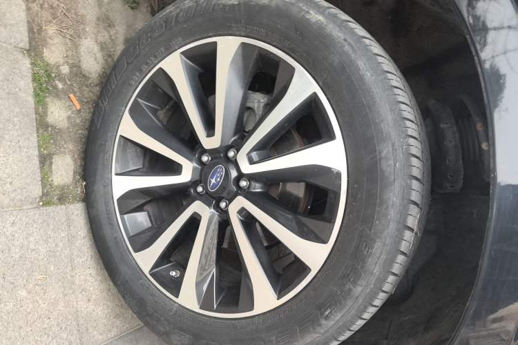 Used Subaru Forester 2018 2.0i Luxury Navigation Edition
