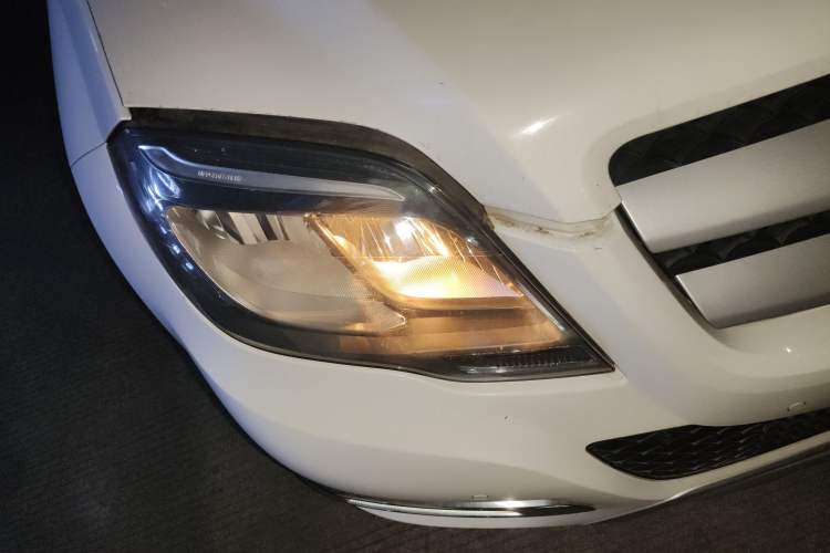 Used Mercedes-Benz GLK-Class 2014 GLK 260 4MATIC Dynamic Model