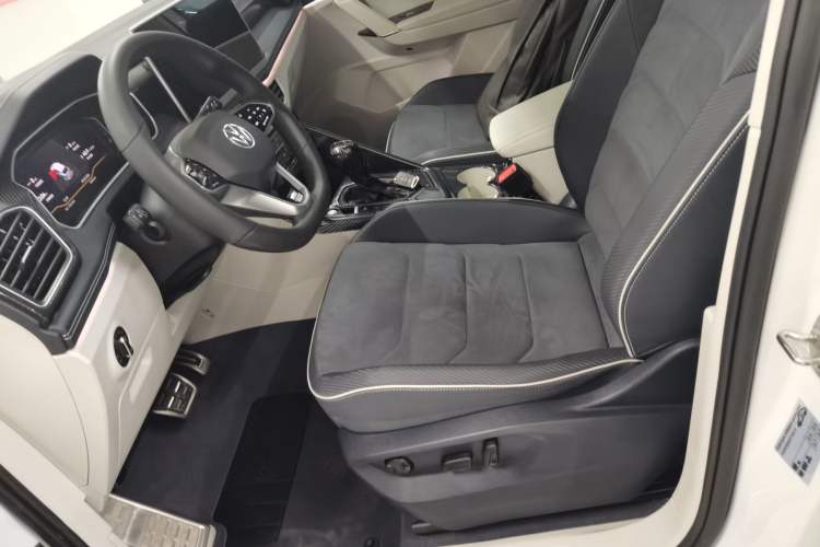 Used Volkswagen Tayron X 2023 330TSI Two-Wheel-Drive Prestige High-Energy Version