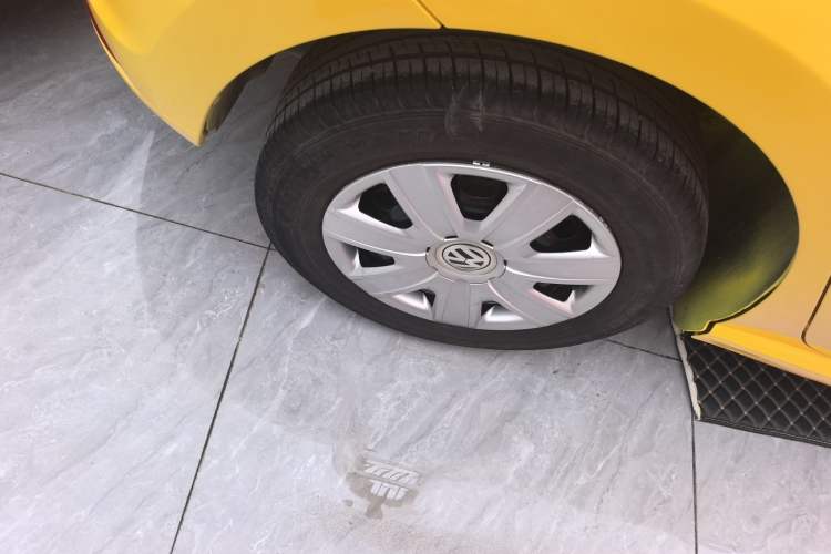 Used Volkswagen Polo 2014 1.4L Manual Fashion Edition
