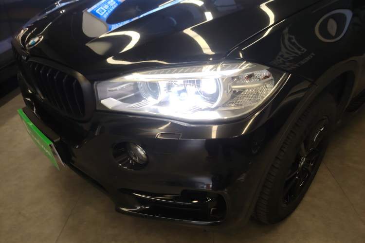Used BMW X5 2015 xDrive28i
