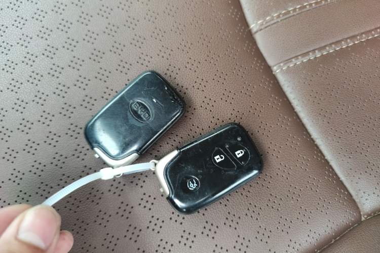 Used BYD S7 2015 2.0T Upgraded Automatic Luxury Version
