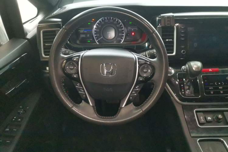 Used Honda Elysion 2019 2.0L Hybrid Luxury Edition