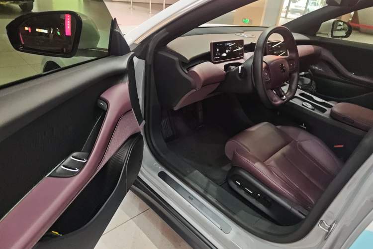 Used Nio ET5T 2023 75 kWh Touring