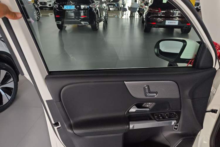 Used Mercedes-Benz GLB 2024 GLB 200 Dynamic Edition
