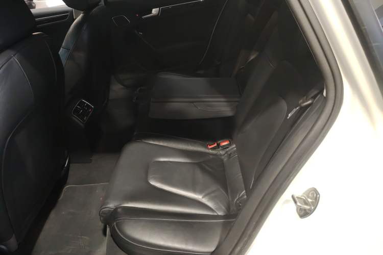 Used Audi A4L 2015 35 TFSI Automatic Comfort Model
