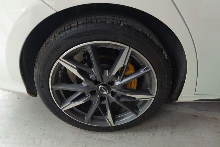 Used GAC Trumpchi EMPOW 2023 270T DCT J16 Version
