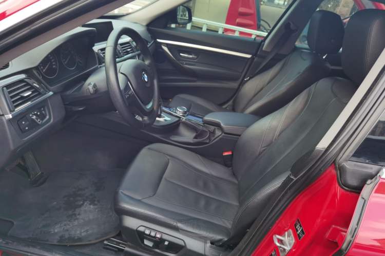 Used BMW 3 Series GT 2014 320i Design Package Model
