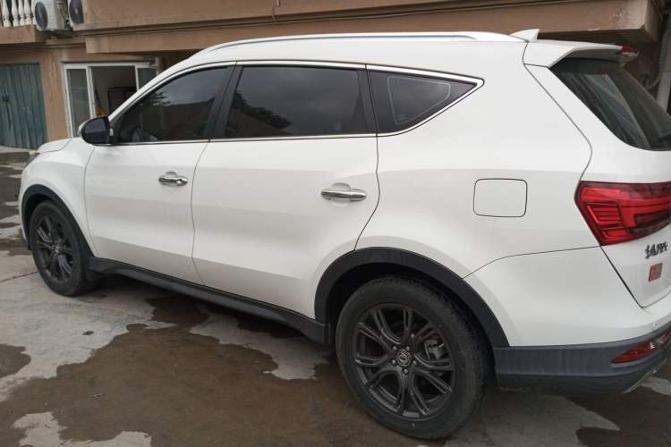 Used Dongfeng Fengon 580 New Energy 2019 1.8L PHEV Zhihao Model 7 Seats
