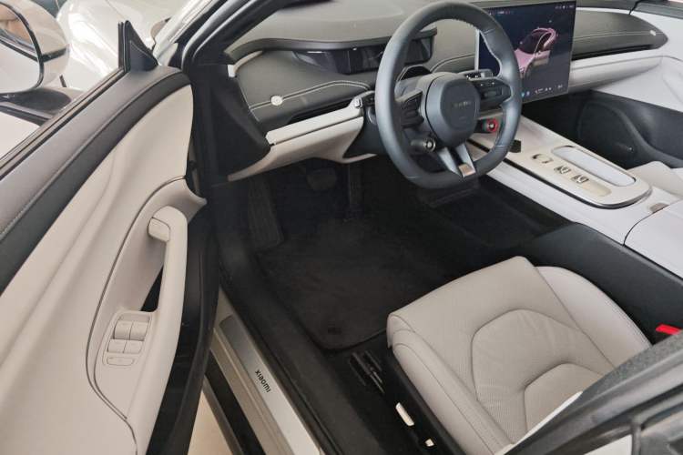 Used  SU7 2024 Rear-Drive Long-Range Intelligent Driving Version
