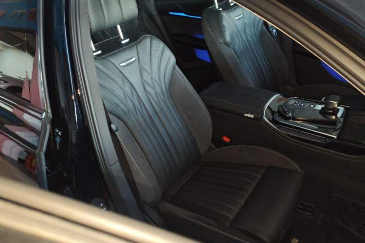 Used Hongqi H9 2024 2.0T Qichang Private Enjoyment Luxury Edition