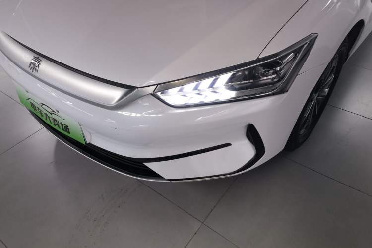 Used BYD Qin PLUS 2021 EV 420KM Commuter Edition
