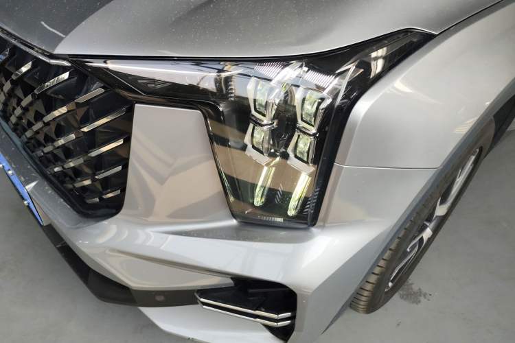 Used GAC Trumpchi GS8 2022 Linghang Series 2.0 TGDI Two-Wheel-Drive Luxury Smart Connectivity Version (7 Seats)