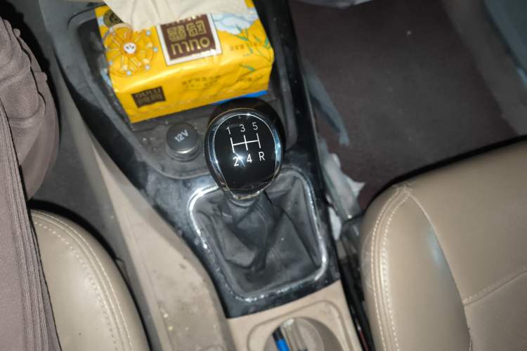 Used Wuling Hongguang 2014 1.5L S Luxury Model
