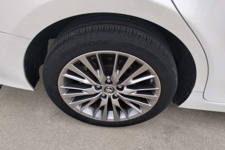 Used Toyota Camry 2018 Dual-Engine 2.5 HG Luxury Edition