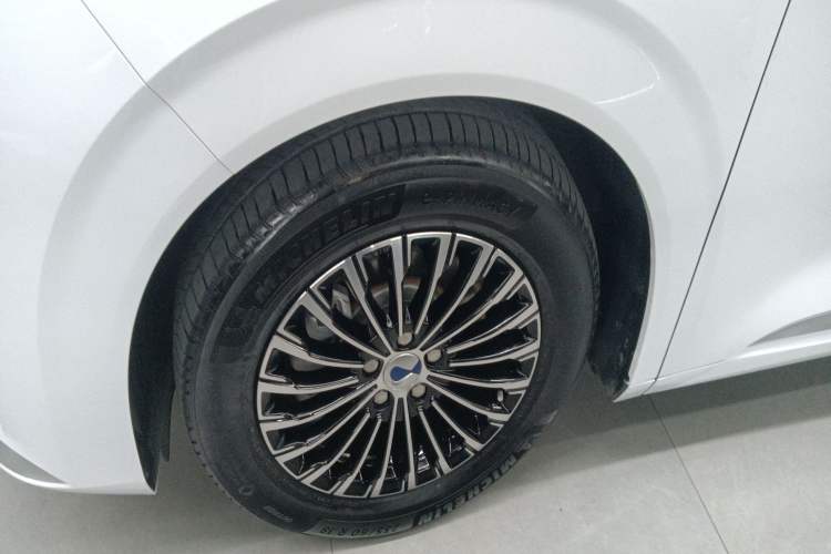 Used Denza D9 2022 DM-i 970 Four-Wheel Drive Prestige Model